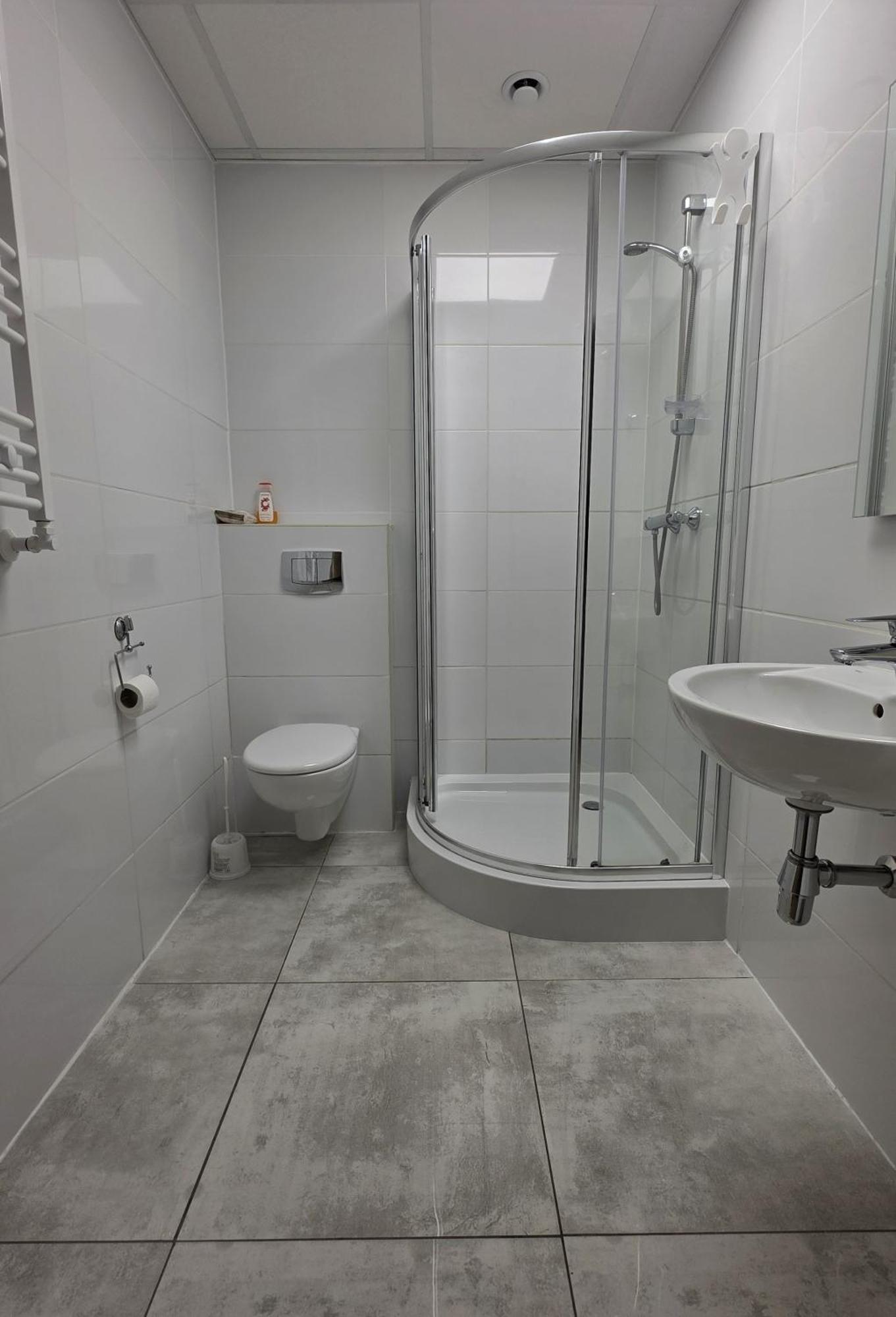 Nad Zalewem 500-163-489 Hotell Zegrze Poludniowe Exteriör bild