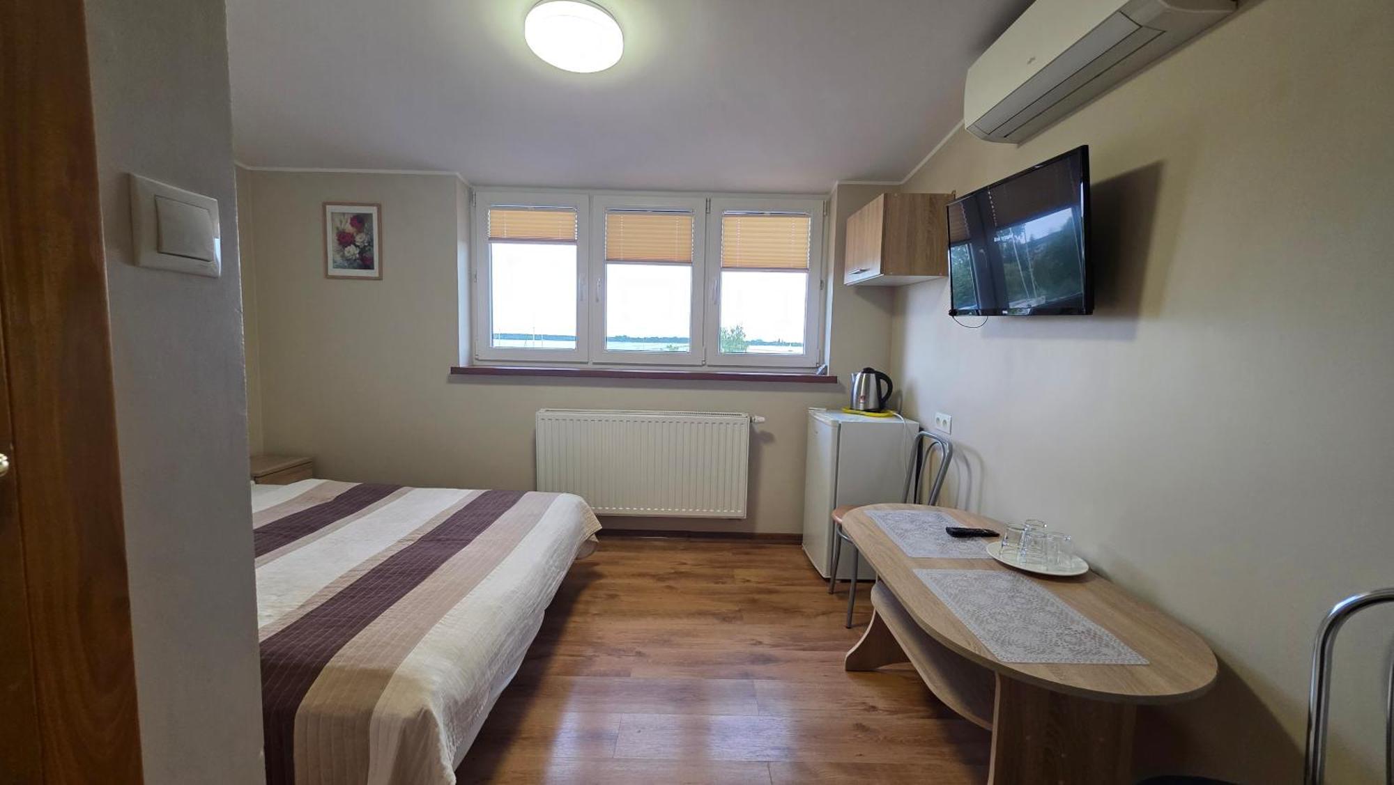 Nad Zalewem 500-163-489 Hotell Zegrze Poludniowe Exteriör bild